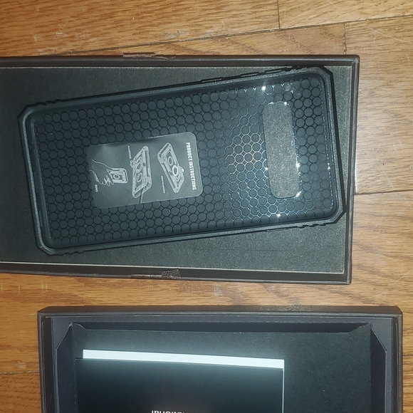 NICE PHONE CASE.SAMSUNG GALAXY 10 SOLD - Picture 3 of 5